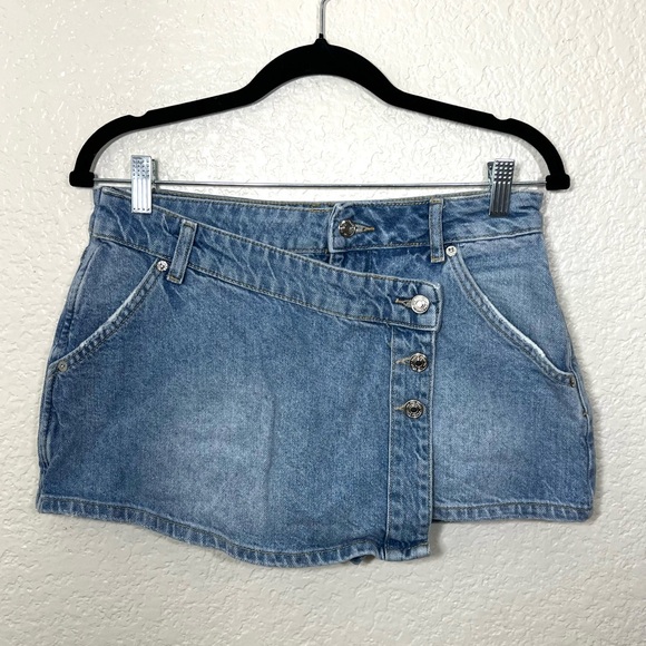 FREE PEOPLE WYNNE DENIM SKIRT SKORT Size 28 - Picture 2 of 11